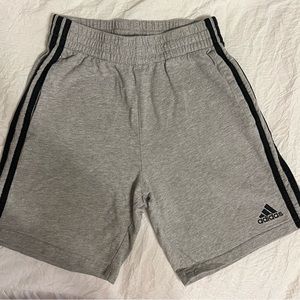 Boys medium Adidas shorts